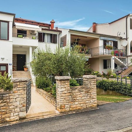 Gorgeous Apartment In Porec With Kitchen ภายนอก รูปภาพ